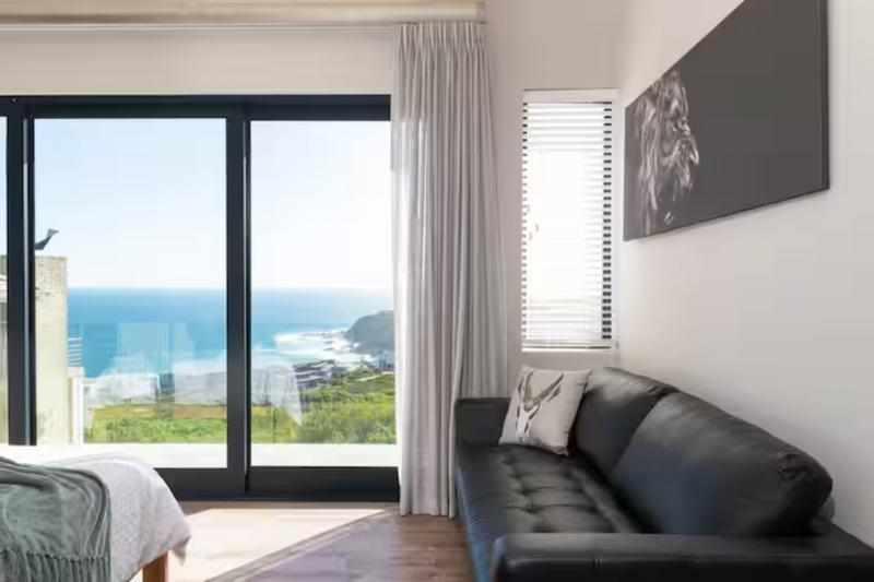 To Let 4 Bedroom Property for Rent in Pinnacle Point Golf Estate Western Cape